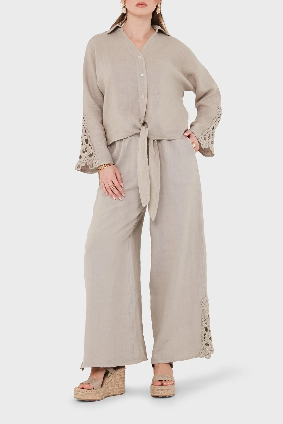 Via Dante Relaxed Fit Güpür Detaylı Bol Paça Keten Kadın Pantolon 699E10941 VİZON - 4