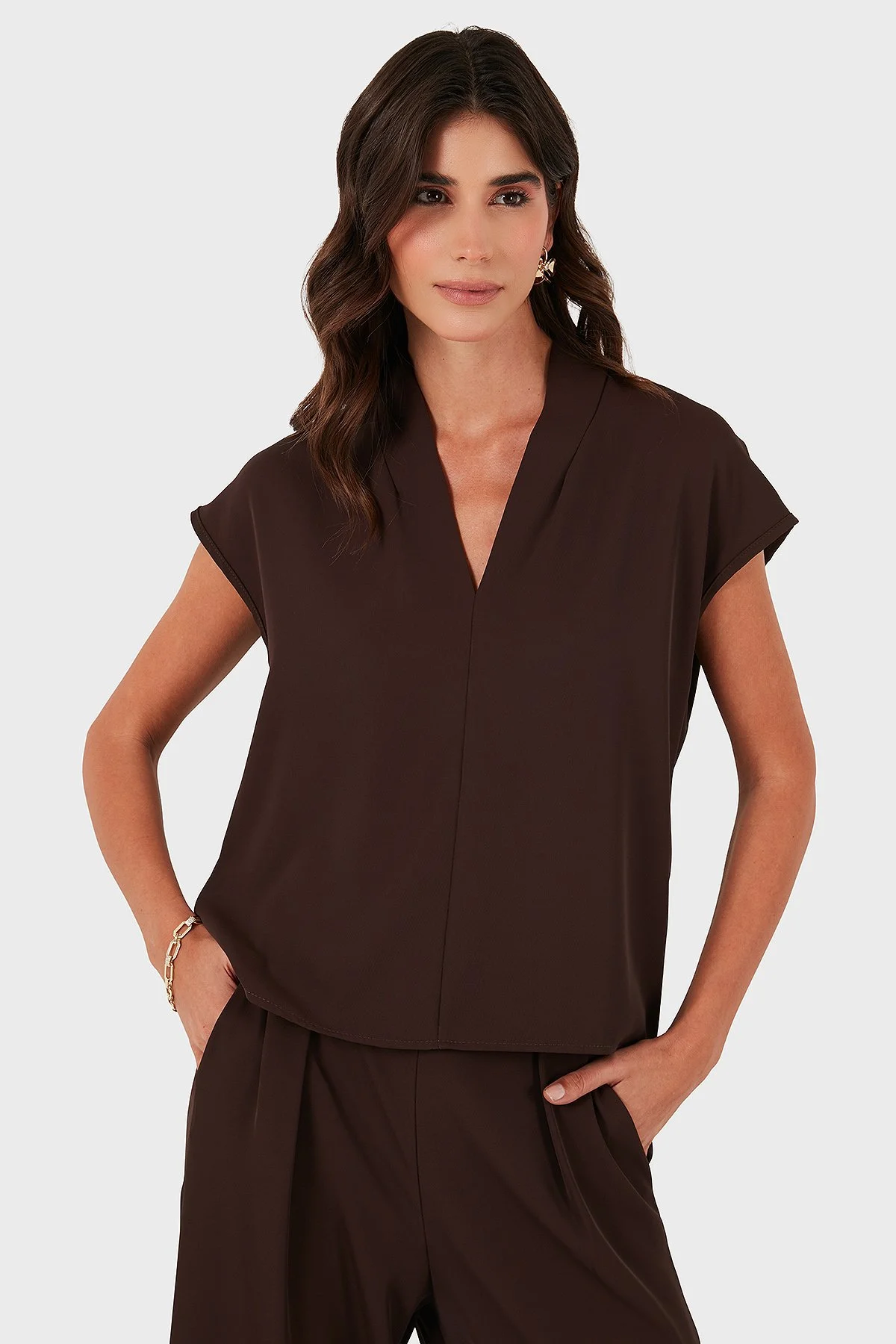 Via Dante Relaxed Fit V Yaka Kısa Kollu Kadın Bluz 268755088 KAHVE - 1