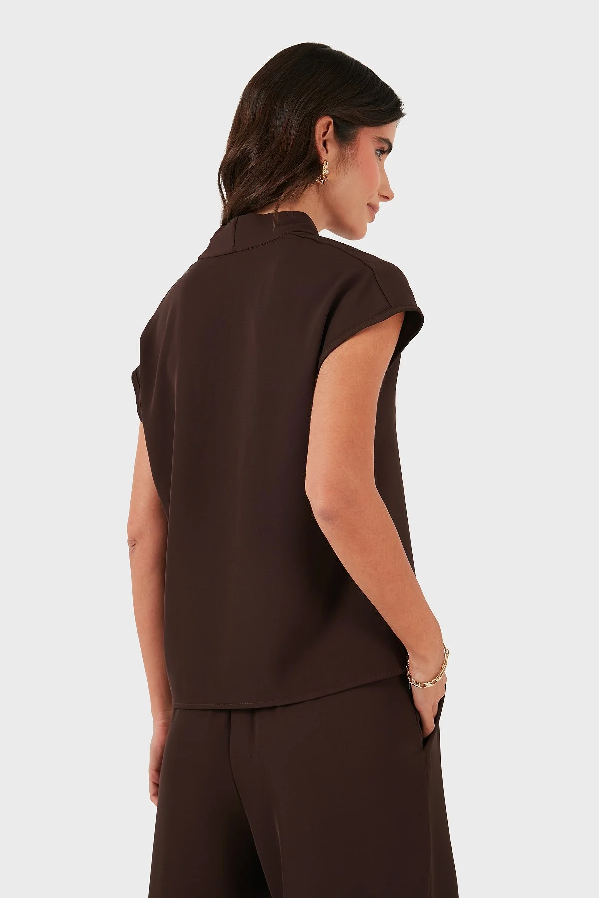 Via Dante Relaxed Fit V Yaka Kısa Kollu Kadın Bluz 268755088 KAHVE - 3