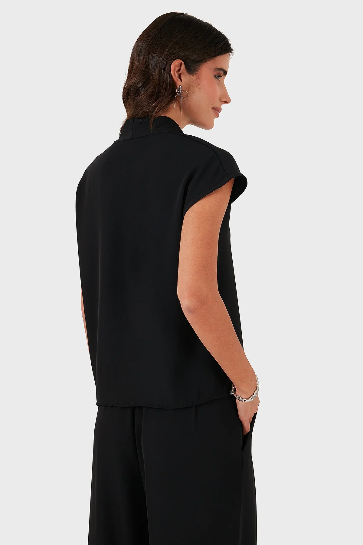 Via Dante Relaxed Fit V Yaka Kısa Kollu Bayan Bluz 268755088 SİYAH - 3