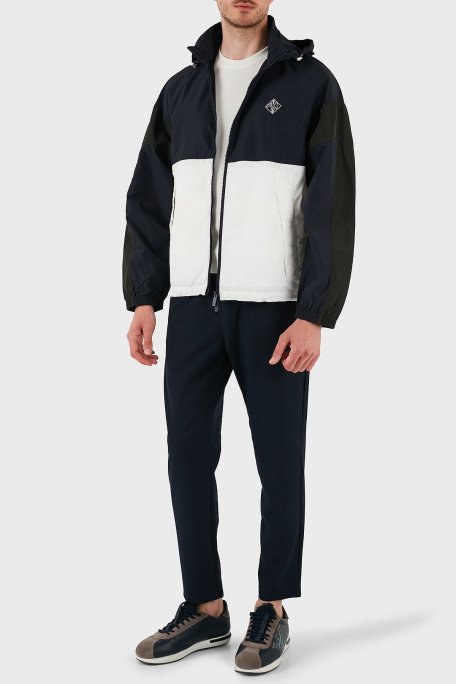 Armani Exchance Renk Bloklu Regular Fit Çıkarılabilir Kapüşonlu Erkek Ceket XM000190 AF12012 MB071 LACİVERT-BEYAZ - Armani Exchange (1)