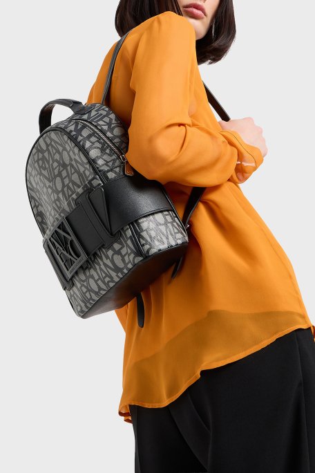 Armani Exchange Kabartma Logolu Ayarlanabilir Omuz Askılı Kadın Sırt Çantası 949153 3F742 00850 SİYAH-BEJ - Armani Exchange (1)