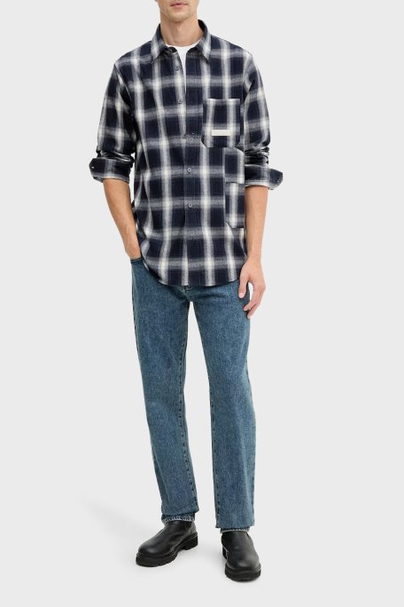 Armani Exchange Pamuklu Regular Fit Düğmeli Yaka Ekoseli Erkek Gömlek XM001149 AF16626 FB004 LACİVERT-BEJ - Armani Exchange (1)