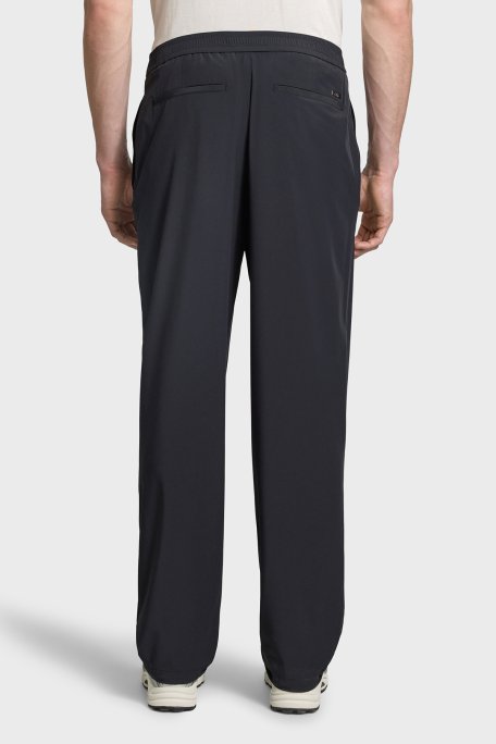 Armani Exchange Rahat Kalıp Düz Paça Lastikli Bel Erkek Pantolon XM002085 AF22572 UC001 SİYAH - Armani Exchange (1)