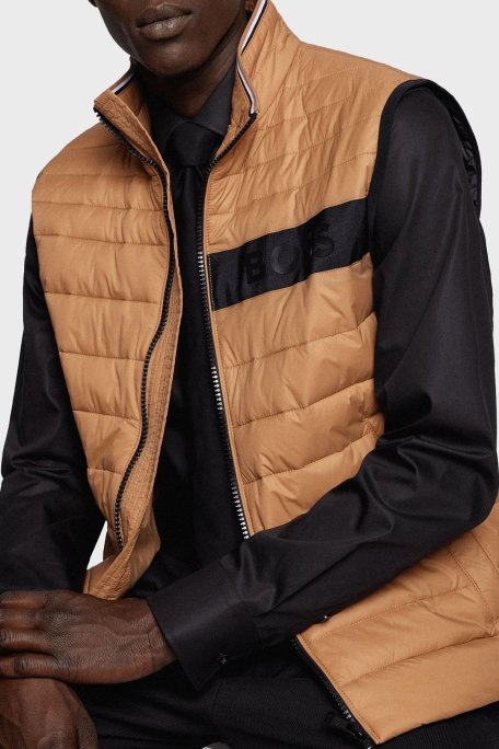 Boss Su Geçirmez Regular Fit Dik Yaka Erkek Yelek 50464300 260 BEJ - Boss (1)