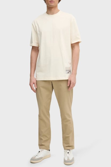 Calvin Klein % 100 Pamuk Relaxed Fit Sırt Baskılı J30J327094YAC Erkek T Shirt J30J327094 YAC BEYAZ - Calvin Klein (1)