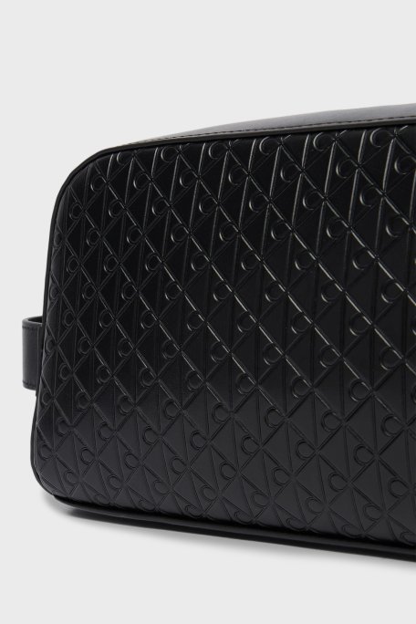 Calvin Klein Hakiki Deri Tamamı Kabartma Logolu Tek Saplı Erkek Çanta LV04D1146G UB1 SİYAH - Calvin Klein (1)