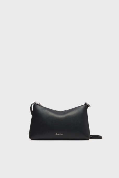 Calvin Klein Logolu Ayarlanabilir Askılı LV04F3095GUB1 Bayan Çanta LV04F3095G UB1 SİYAH - Calvin Klein