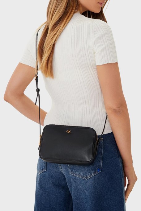 Calvin Klein Logolu Ayarlanabilir Askılı LV04F3173GYIH Bayan Çanta LV04F3173G YIH SİYAH-GOLD - Calvin Klein (1)