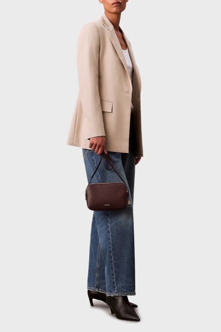 Calvin Klein Logolu Ayarlanabilir Askılı LV04F3276G33A Bayan Çanta LV04F3276G 33A BORDO - Calvin Klein (1)