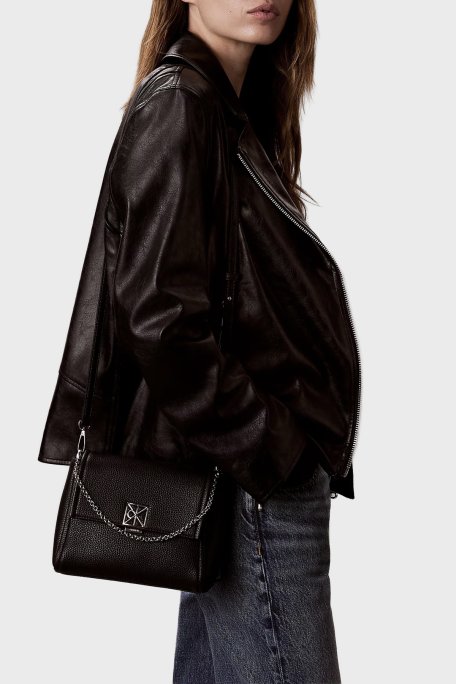 Calvin Klein Logolu Çıkarılabilir Askılı LV04F3511GUB1 Kadın Çanta LV04F3511G UB1 SİYAH - Calvin Klein (1)