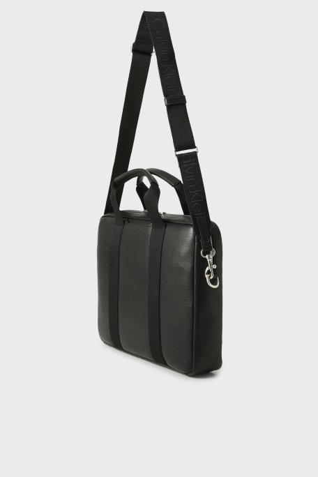 Calvin Klein Logolu Çıkarılabilir Çapraz Askılı 16 İnç LV04D3272GUB1 Erkek Laptop Çantası LV04D3272G UB1 SİYAH - Calvin Klein (1)