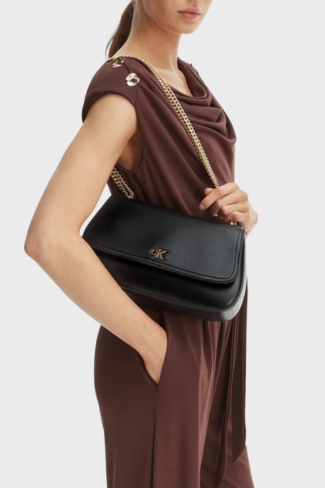 Calvin Klein Logolu Zincir Askılı LV04F3171GUB1 Bayan Çanta LV04F3171G UB1 SİYAH - Calvin Klein (1)