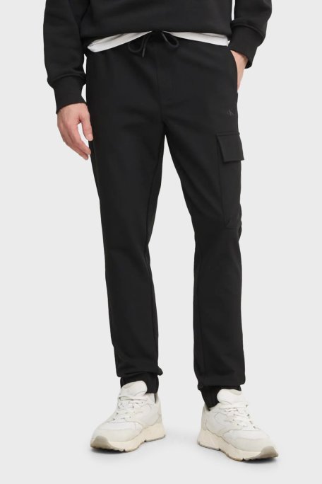 Calvin Klein Regular Fit Ribanalı Paça Kargo J30J326765BEH Erkek Pantolon J30J326765 BEH SİYAH - Calvin Klein