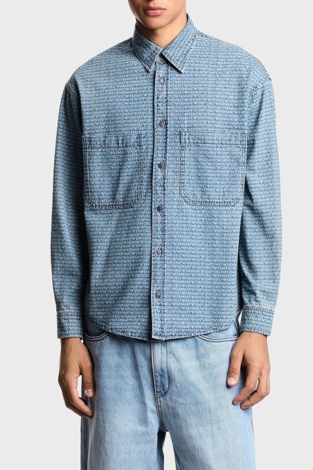 Emporio Armani Logo Baskılı Pamuklu Comfort Fit Klasik Yaka Cepli Kot Erkek Gömlek EM003694 AF19756 MB001 MAVİ - Emporio Armani