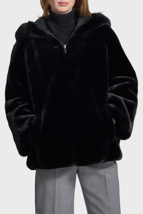 Emporio Armani Logo Nakışlı Çift Taraflı Comfort Fit Suni Kürklü Bayan Kaban EW001467 AF14618 UC001 SİYAH - Emporio Armani