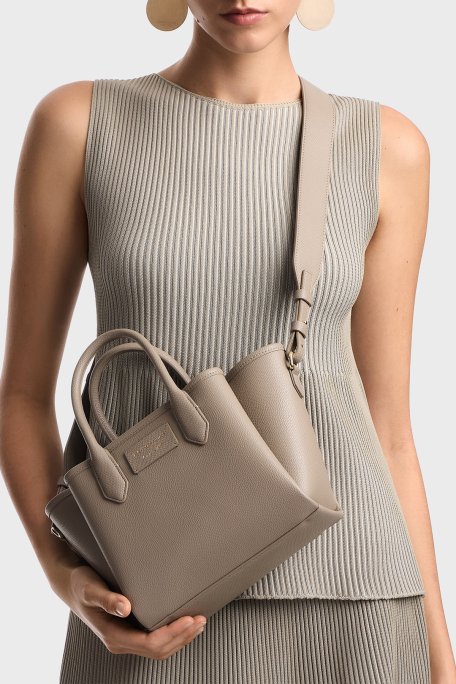 Emporio Armani Logolu Ayarlanabilir ve Çıkarılabilir Askılı Kadın Çanta EW002328 AF17799 M1345 TOPRAK - Emporio Armani (1)