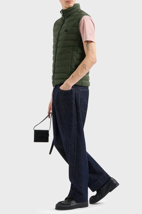 Emporio Armani Logolu Regular Fit Dik Yaka Şişme Erkek Yelek 8N1BQ1 1NLRZ 05A6 HAKİ - Emporio Armani (1)