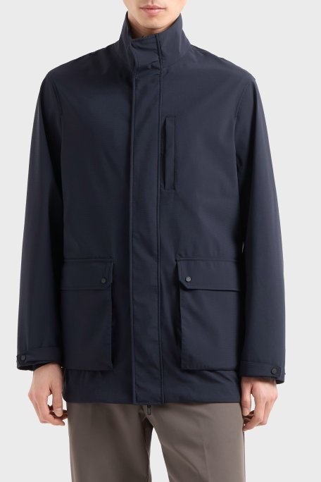 Emporio Armani Su İtici Regular Fit Rüzgar Geçirmez Dik Yaka Erkek Mont EM000839 AF13090 UB118 LACİVERT - Emporio Armani