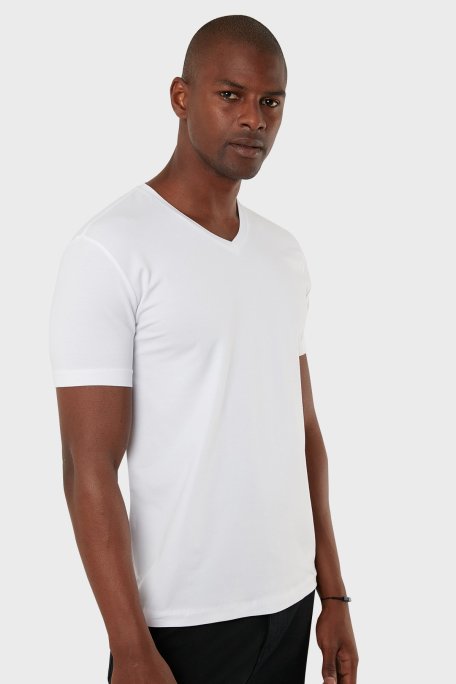 Exxe Pamuklu Regular Fit V Yaka Basic Erkek T Shirt EXXEMODJ000V BEYAZ - Exxe