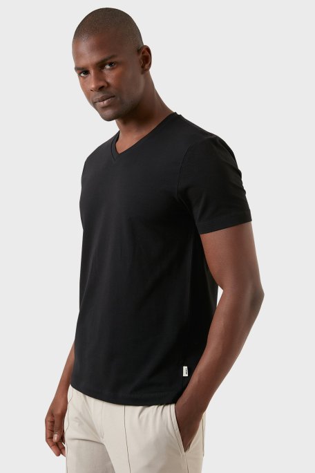 Exxe Pamuklu Regular Fit V Yaka Basic Erkek T Shirt EXXEMODJ000V SİYAH - Exxe