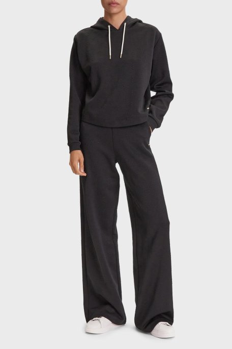 Guess 3D Peony Jakarlı Streç Pamuklu Relaxed Fit Jogger V5YB19KBSL2 Bayan Pantolon V5YB19 KBSL2 FJ8A SİYAH - Guess (1)