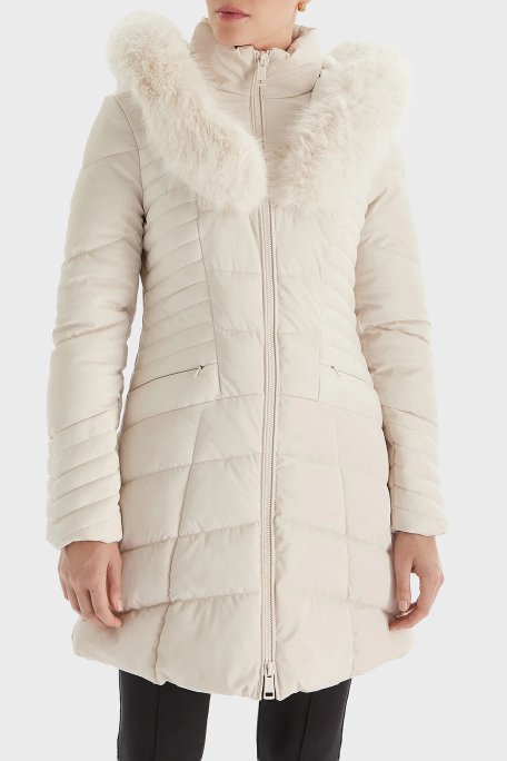 Guess Nev Oxana Regular Fit Fermuarlıı Kapüşonlu Şişme W4BL61WGLZ0 Bayan Mont W4BL61 WGLZ0 G9L9 EKRU - Guess