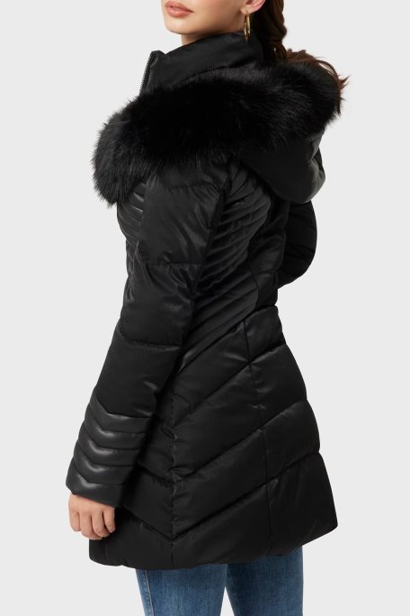 Guess New Oxana Regular Fit Fermuarlı Kapüşonlu Şişme W4BL61WGLZ0 Bayan Mont W4BL61 WGLZ0 JBLK SİYAH - Guess (1)