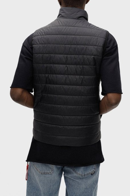 Hugo Su Geçirmez Slim Fit Dik Yaka Şişme Erkek Yelek 50468742 001 SİYAH - Hugo (1)