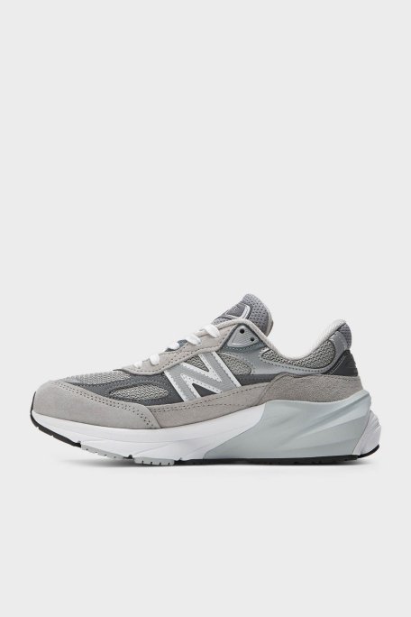 New Balance Domuz Derisi Karışımlı Kalın Taban Sneaker Unisex Ayakkabı W990GL6 GRİ - New Balance (1)