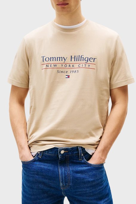 Tommy Hilfiger % 100 Pamuk Regular Fit Bisiklet Yaka Logolu Erkek T Shirt MW0MW38621 RBT KUM - Tommy Hilfiger