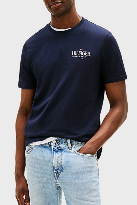 Tommy Hilfiger % 100 Pamuk Regular Fit Bisiklet Yaka Logolu Erkek T Shirt MW0MW39355 DW5 LACİVERT - Tommy Hilfiger