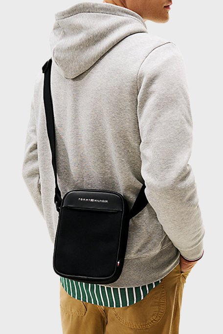 Tommy Hilfiger Logolu Ayarlanabilir Askılı Erkek Çanta AM0AM13624 BDS SİYAH - Tommy Hilfiger (1)