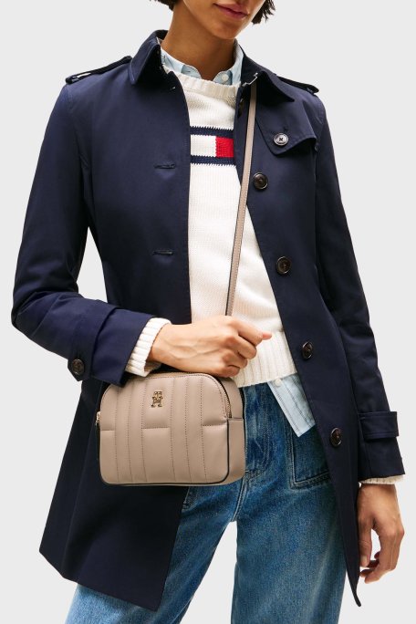 Tommy Hilfiger Logolu Dikiş Detaylı Ayarlanabilir Askılı Bayan Çanta AW0AW17453 AFE BEJ - Tommy Hilfiger (1)