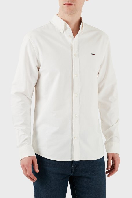 Tommy Jeans % 100 Pamuk Regular Fit Düğmeli Yaka Erkek Gömlek DM0DM21298 YBL BEYAZ - Tommy Jeans