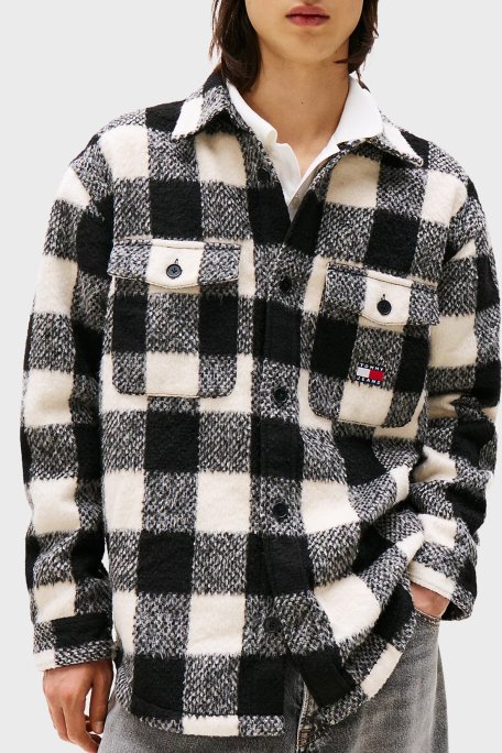 Tommy Jeans Ekoseli Oversize Fit Klasik Yaka Düğmeli Erkek Gömlek DM0DM22013 BDS SİYAH - Tommy Jeans