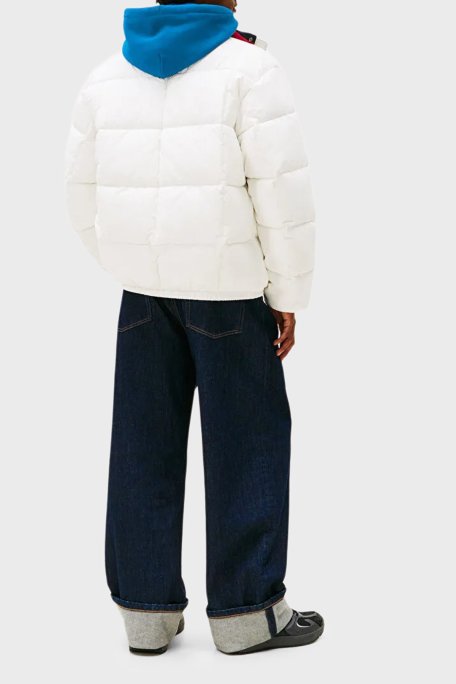 Tommy Jeans Kapitoneli Relaxed Fit Su İtici Dik Yaka Şişme Erkek Mont DM0DM22041 YBL BEYAZ - Tommy Jeans (1)