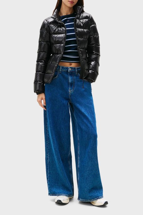Tommy Jeans Kapitoneli Slim Fit Dik Yaka Su İtici Parlak Şişme Kadın Mont DW0DW21618 BDS SİYAH - Tommy Jeans (1)