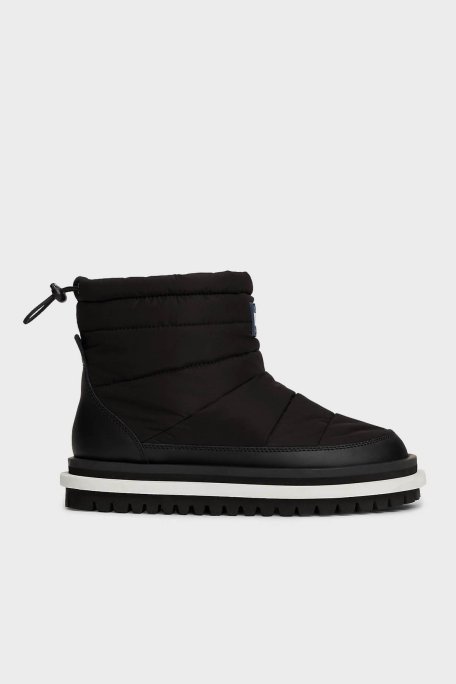 Tommy Jeans Kapitoneli Tırtıklı Platform Taban Bayan Bot EN0EN02725 BDS SİYAH - Tommy Jeans