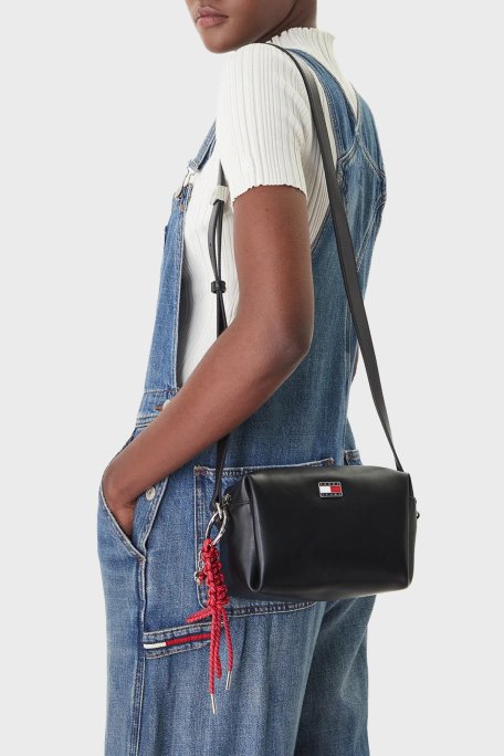 Tommy Jeans Logolu Ayarlanabilir Askılı Kadın Çanta AW0AW18456 BDS SİYAH - Tommy Jeans (1)