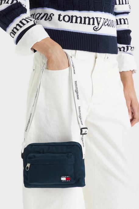 Tommy Jeans Logolu Ayarlanabilir Askılı Kadın Çanta AW0AW18462 C1G LACİVERT - Tommy Jeans (1)