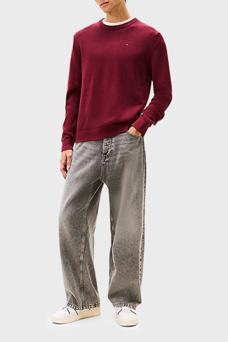 Tommy Jeans Logolu Pamuklu Slim Fit Bisiklet Yaka Örme Erkek Kazak DM0DM21787 XIU KIRMIZI - Tommy Jeans (1)