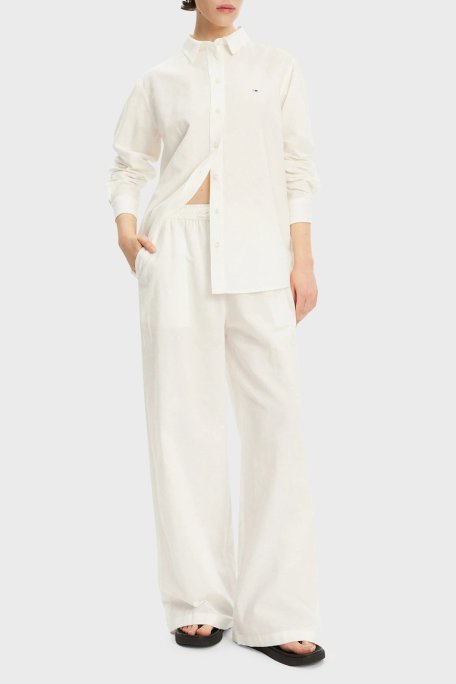 Tommy Jeans Pamuk ve Keten Karışımlı Relaxed Fit Düz Yaka Bayan Gömlek DW0DW20292 YBL BEYAZ - Tommy Jeans (1)