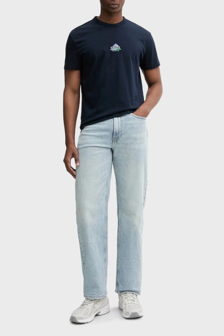 Tommy Jeans Pamuklu Regular Fit Logolu Bisiklet Yaka Erkek T Shirt DM0DM22311 C1G LACİVERT - Tommy Jeans (1)