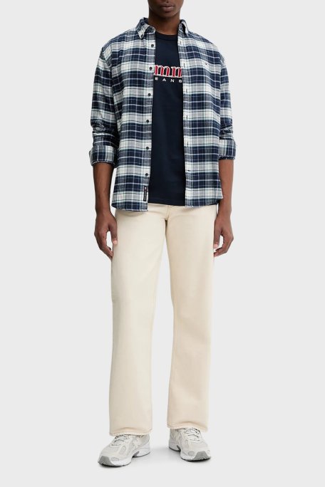 Tommy Jeans Pamuklu Regular Fit Logolu Bisiklet Yaka Erkek T Shirt DM0DM22719 C1G LACİVERT - Tommy Jeans (1)