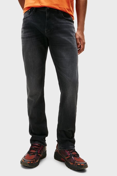 Tommy Jeans Pamuklu Slim Fit Normal Bel Daralan Paça Jeans Erkek Kot Pantolon DM0DM22455 1BZ MAVİ - Tommy Jeans