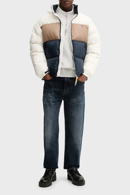 Tommy Jeans Regular Fit Logolu Dik Yaka Kapüşonlu Erkek Mont DM0DM22117 YBL BEYAZ - Tommy Jeans (1)