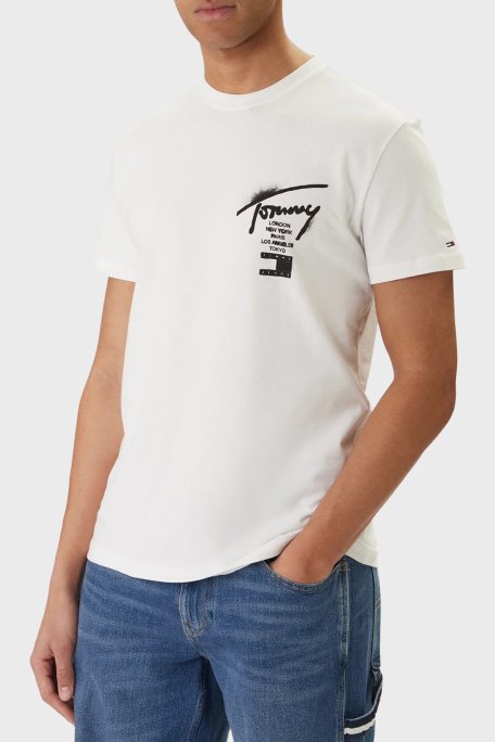 Tommy Jeans Sırt Baskılı Pamuklu Regular Fit Bisiklet Yaka Erkek T Shirt DM0DM22553 YBL BEYAZ - Tommy Jeans