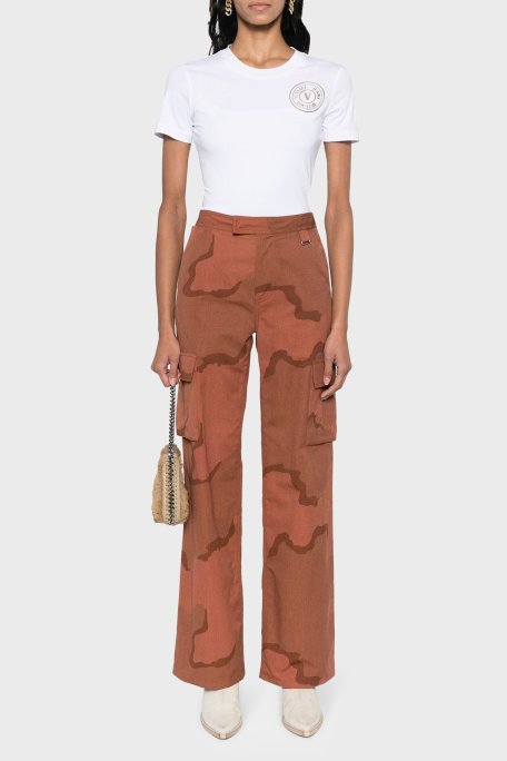 Versace Jeans Couture Pamuklu Regular Fit Bisiklet Yaka Bayan T Shirt 76HAHT02 CJ03T G03 BEYAZ - Versace Jeans Couture (1)