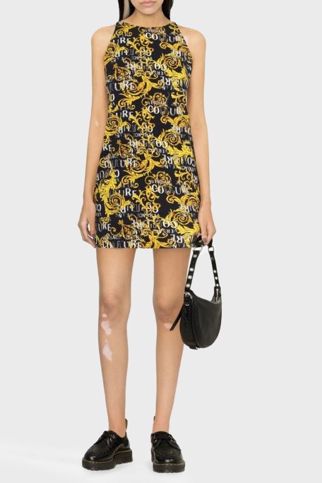 Versace Jeans Couture Streç Pamuklu Logo Desen Baskılı Regular Fit Mini Bayan Elbise 74HAO959 ES042L54 G89 SİYAH - Versace Jeans Couture